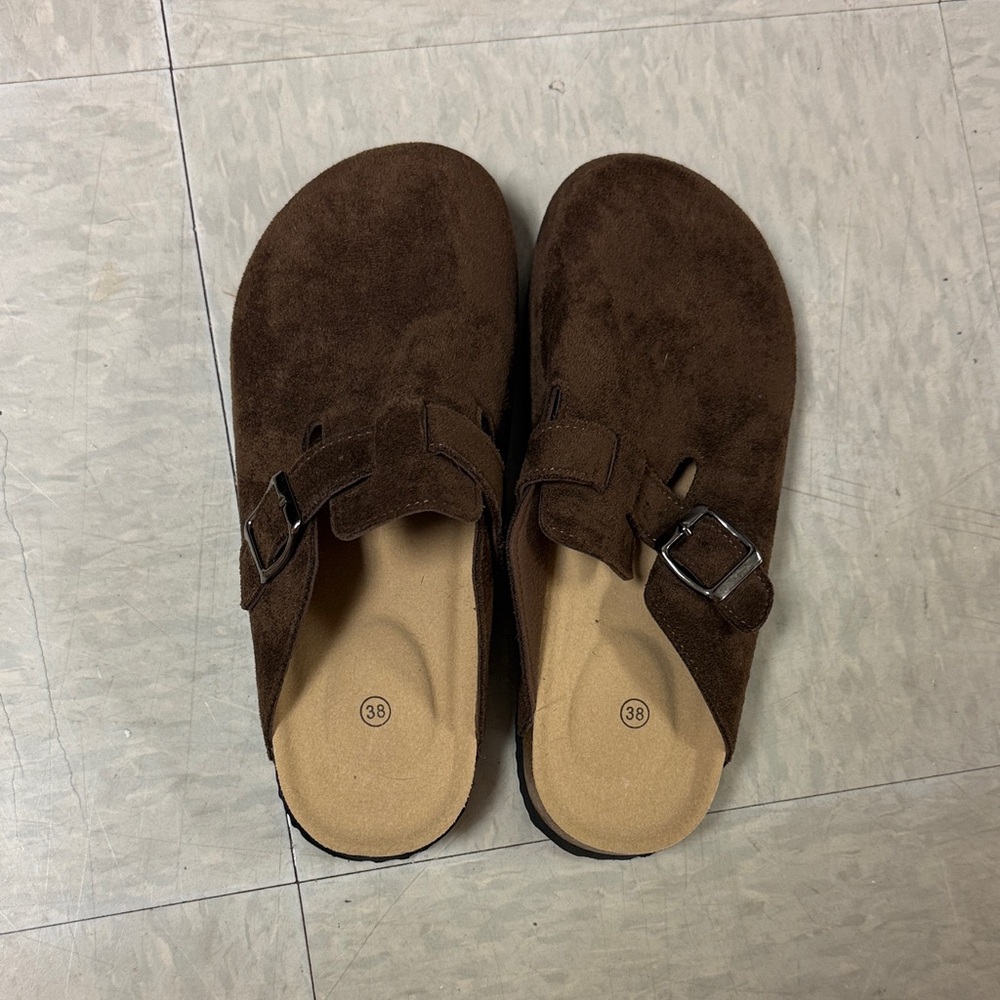Brown slip-on Clogs size 7